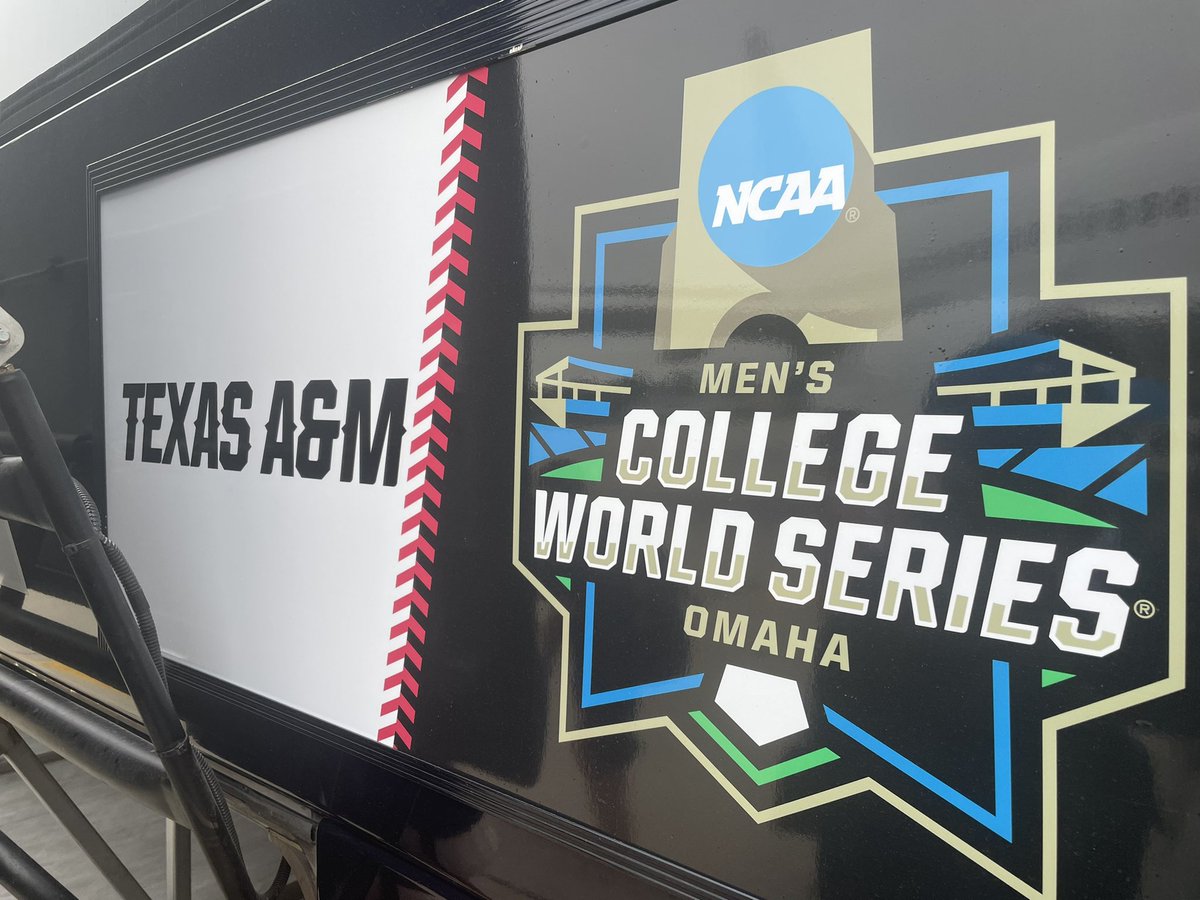 CoachSchloss's tweet photo. Fightin Texas Aggies have arrived…..👍 https://t.co/YFiost42oY