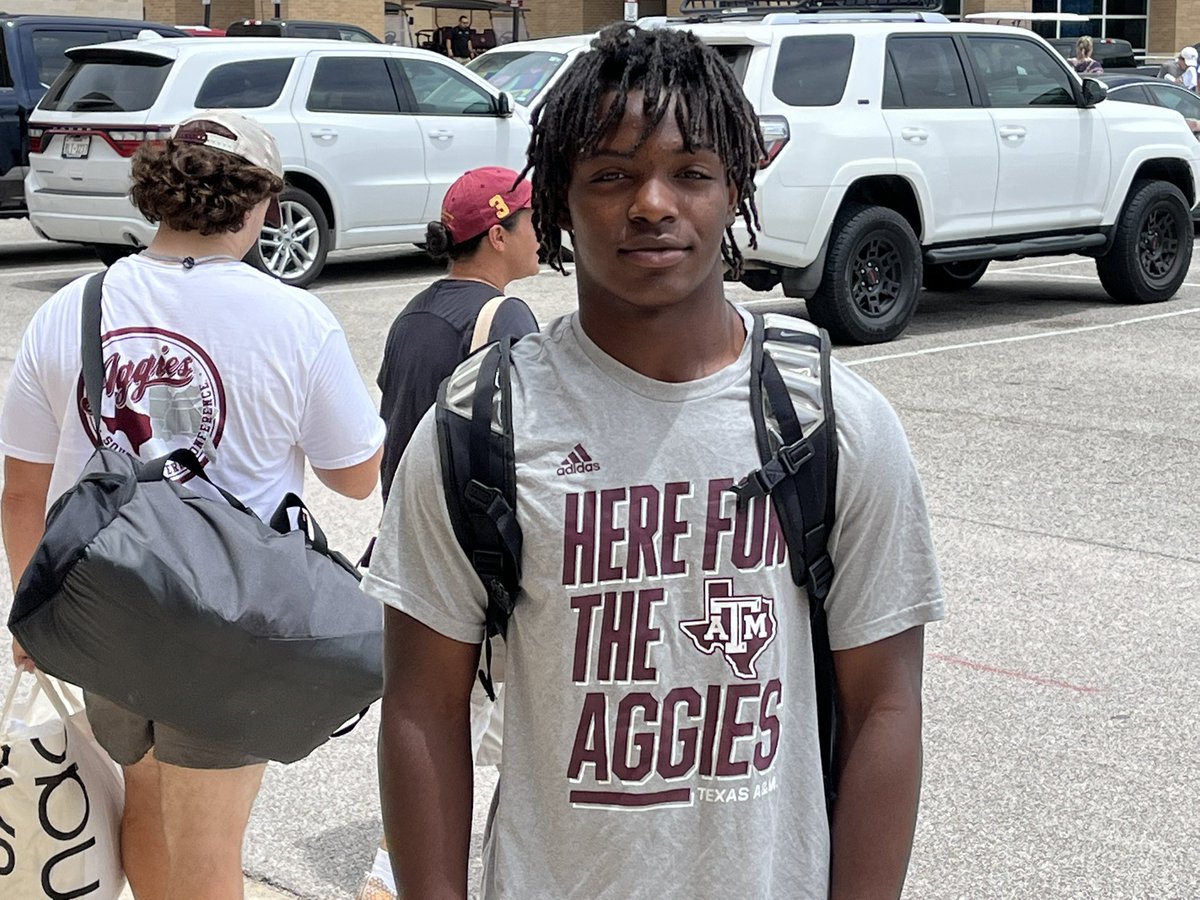 2025 East St Louis S Sael Reyes recently picked up his first offer from Ole Miss. He is at Texas A&amp;M today. Younger brother of Aggie DB Antonio Johnson