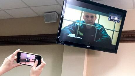 Putin critic Alexei Navalny confirms move to another maximum security prison cbc.ca/news/world/nav…