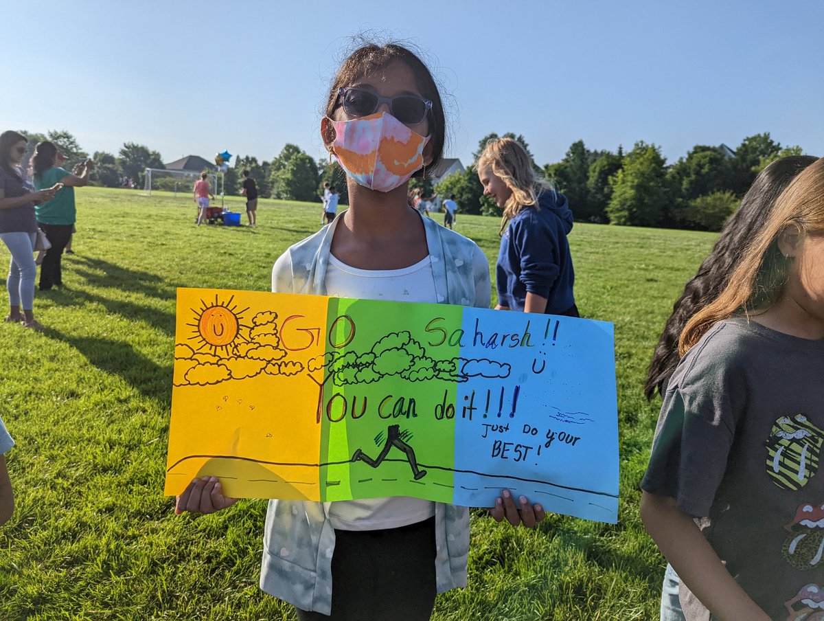 LisainManila's tweet photo. I'm so proud of my class family today. We proudly cheered on our classmate as he represented our class in the mile Lab Run. @LCPSLegacy  #FRIENDlyfourthies https://t.co/SnoEJs6phP