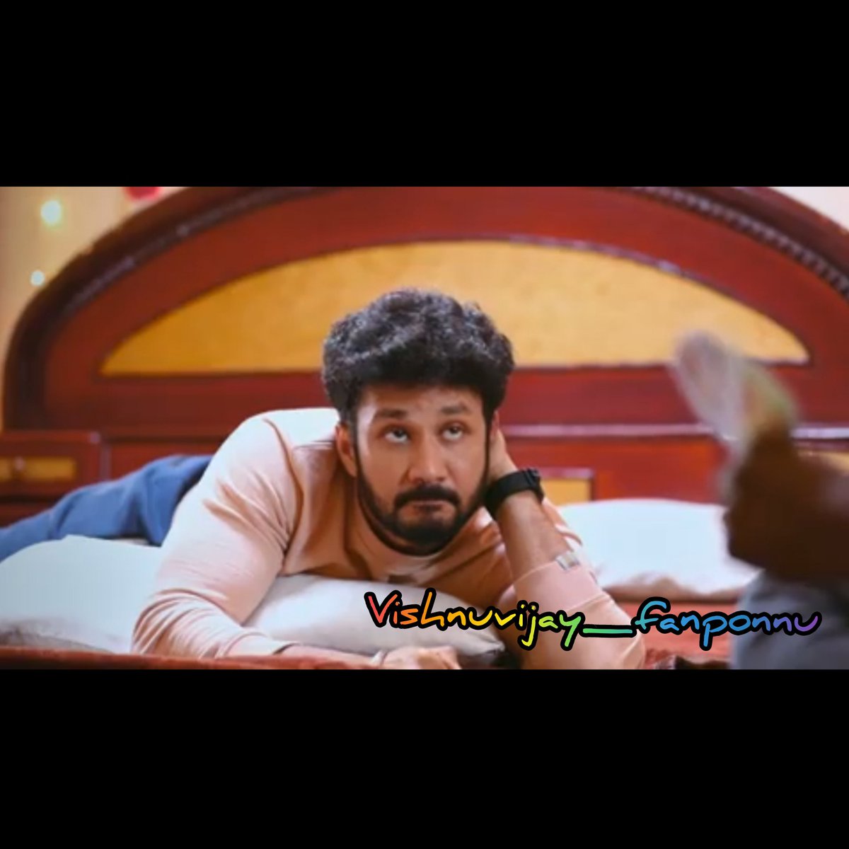 VFanponnu's tweet photo. That kuru kuru look 😂
.
.
.
@vishnuvijay_vv https://t.co/4BurkMGegK