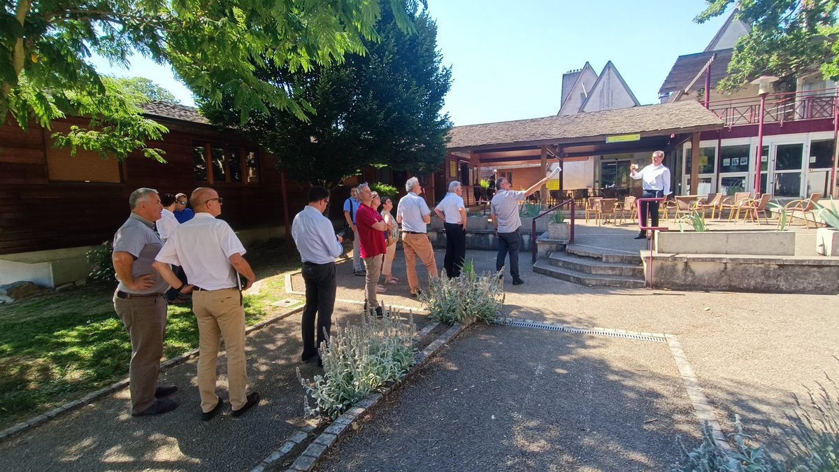 CPA_Lathus's tweet photo. Aujourd'hui, visite officielle du CPA Lathus et du hameau du Peu avec Alain Pichon @departement86, ainsi que les conseillers départementaux et les élus de la @ccvg86.

Présentation du site et son histoire, présentation des activités, formations et projets du CPA Lathus... https://t.co/y3TCNUnxii