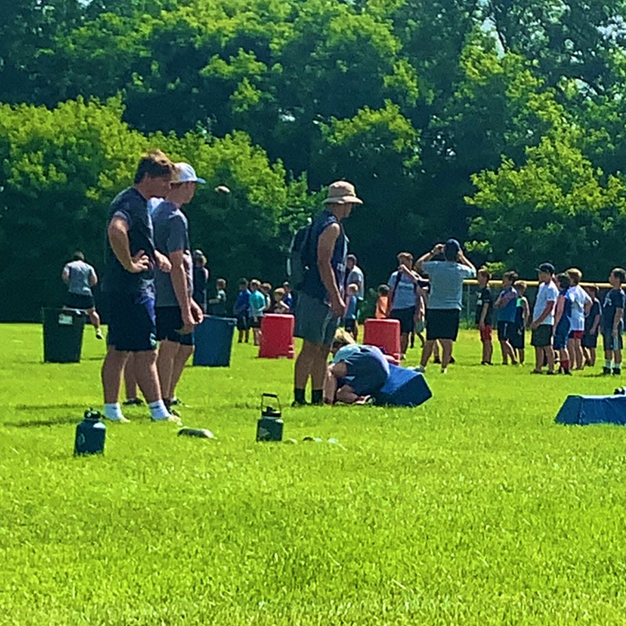 Jamie_A14's tweet photo. Nicky did very well at Cary Grove Football Camp today!
#d155 #carygrovefootball #footballcamp #youthfootball #workhardplayhard #mullet https://t.co/S7FtR95Ar0