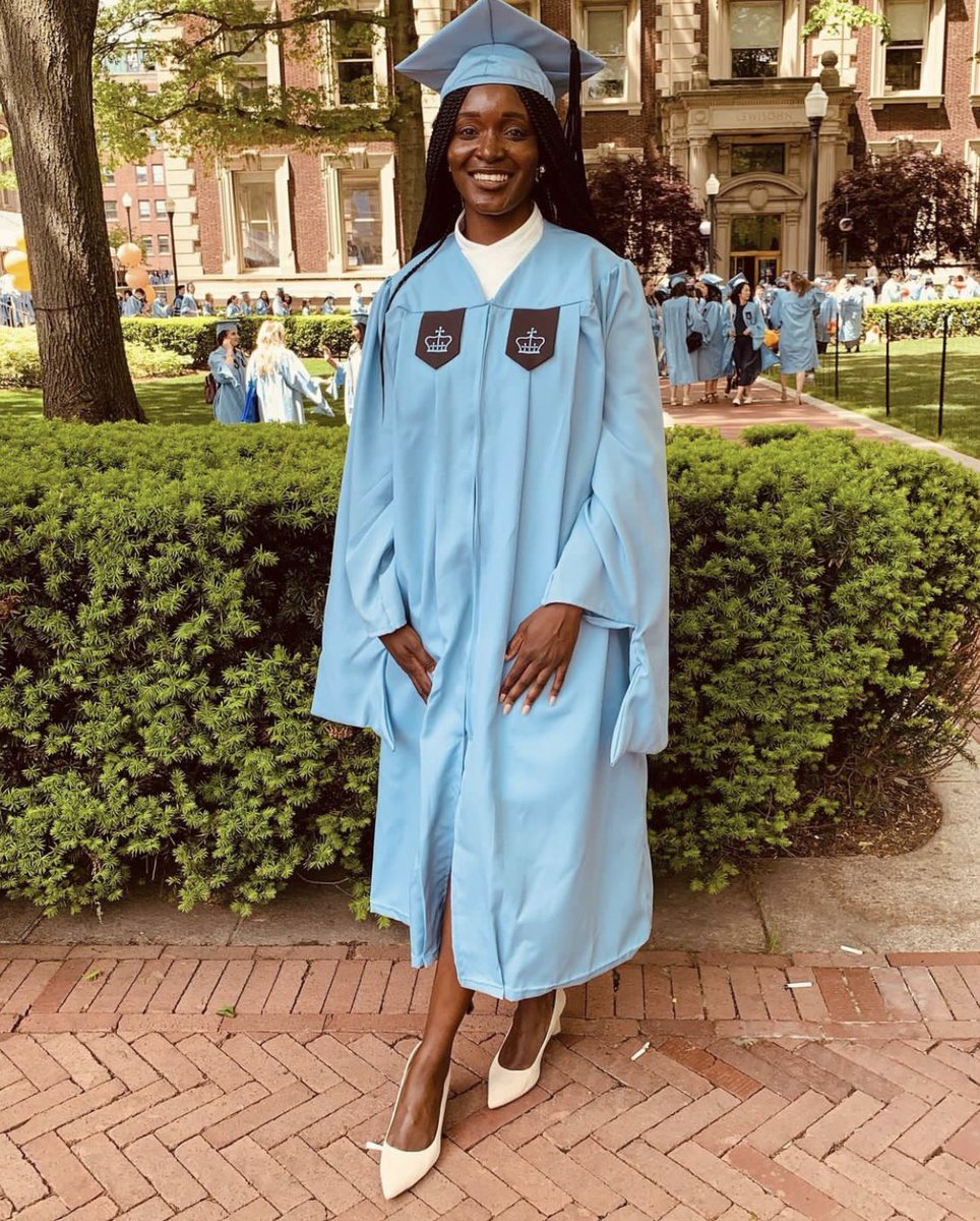 thesalonelinkup's tweet image. Issa #SaloneGrad 👏🏾✨🎓

A special congrats to @ngozimcole for graduating with an MS in Journalism with honors from @columbiajourn 

Ngozi was awarded the Henry N. Taylor Award, which recognizes an outstanding international student.