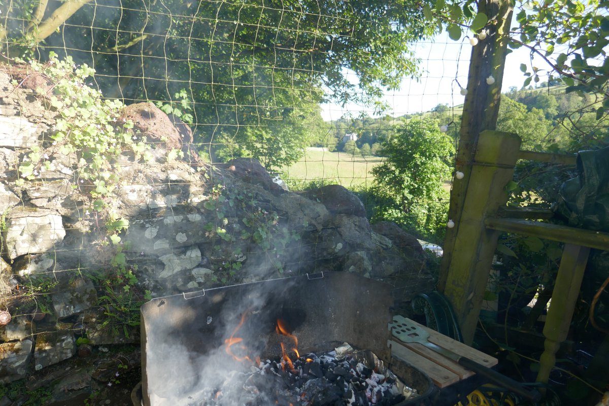 TheLengthsman's tweet photo. Probably one of the best views from a #Barbacue 
#Crakevalley https://t.co/11hd1boG8Y