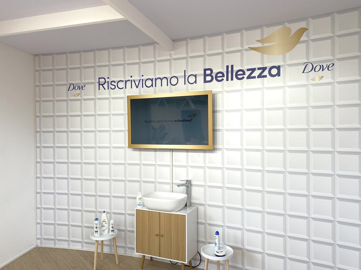 #Dove proves its commitment sharing the values of #selfesteem and #selfacceptance with “The Day of Self-esteem” on June 15 in #Milan; a moment of discussion related to beauty on social media and stereotypes #Client <a href="/UnileverItalia/">Unilever Italia</a>