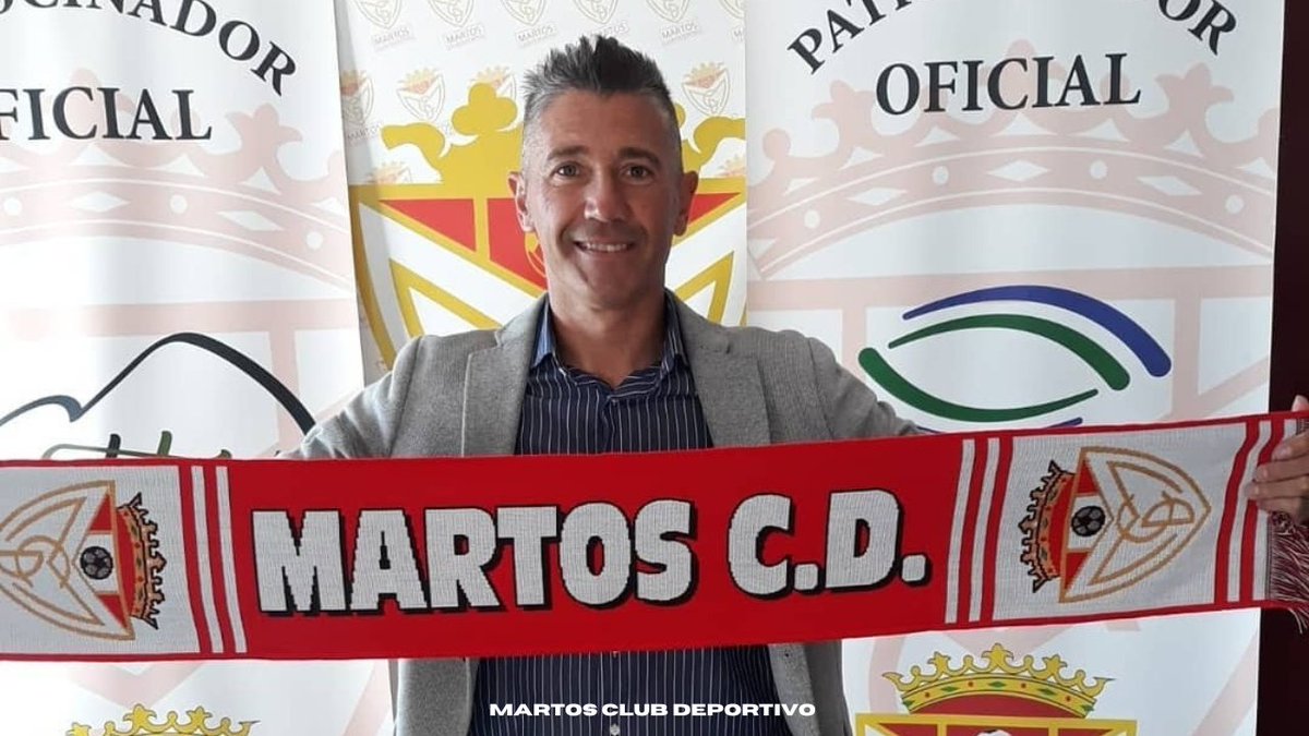 MartosClubDptv's tweet photo. Desde el Martos Club Deportivo queremos mandar todo nuestro ánimo y apoyo a nuestro querido @MiguelAM1975 ❤️🤍
¡𝗣𝘂𝗲𝗱𝗲𝘀 𝗰𝗼𝗻 𝘁𝗼𝗱𝗼 𝗠𝗶𝗴𝘂𝗲𝗹! https://t.co/qbonusy86T