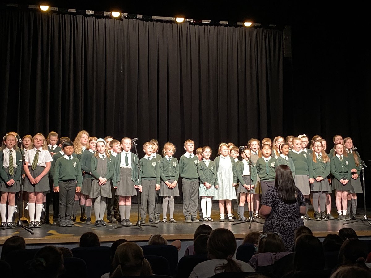 joolzjordan's tweet photo. @stcuthbertsns  best in show! https://t.co/7Gb3ba412t