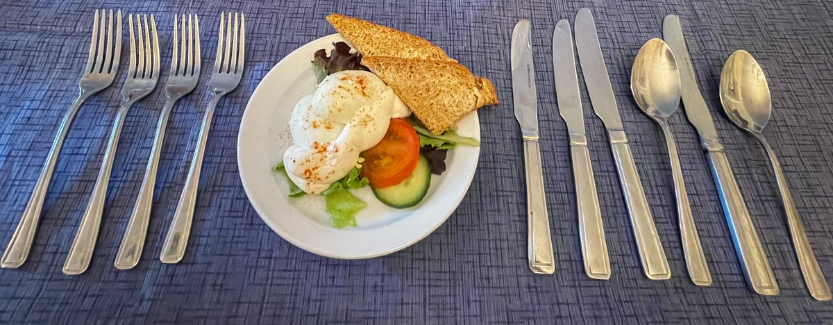 EFLodge4263's tweet photo. The brethren enjoyed a centenary celebration and the superb seven course menu from our consecration. #freemasons #Essexfreemasons https://t.co/74vXYdy6Ag