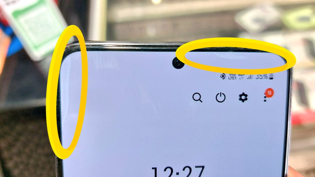 ACHAM_THAVIR1's tweet photo. @SamsungIndia #GalaxyS21 They say the warranty will not covered if you go to the service center. 4months warranty remaining.#samsung #technicalteam https://t.co/G8EfJiUvYm