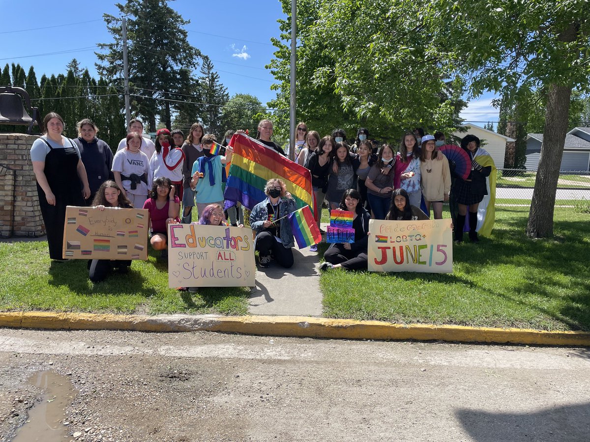 LaPortage's tweet photo. LVS is proud to participate in todays Pride Walk over the lunch hour! https://t.co/oSIaPrOJ6O