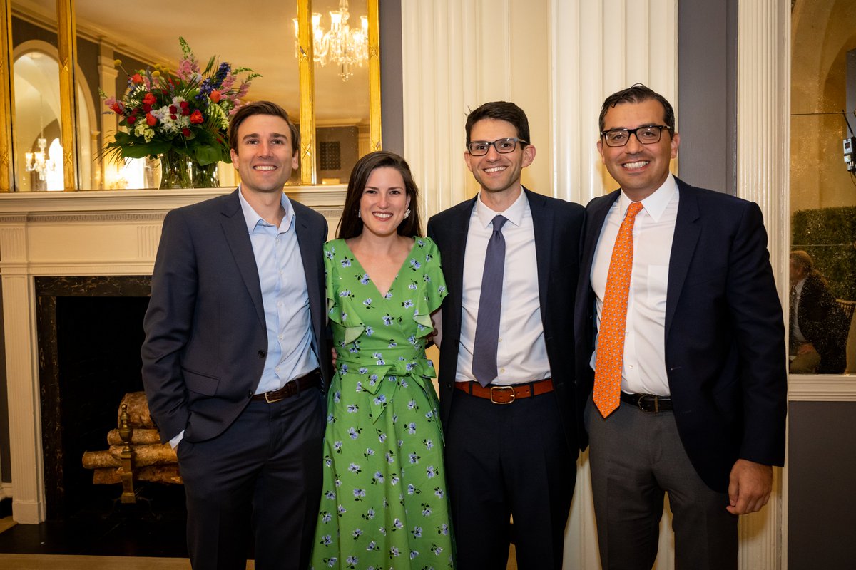 Mohamad Allaf (@allaf_mo) on Twitter photo Immensely proud of our graduating residents- <a href="/kellytharris/">Kelly Harris</a> <a href="/MichaelBiles/">Michael Biles</a> Russell Becker. Congratulations- Beautiful event. Immensely proud of our graduating residents- <a href="/kellytharris/">Kelly Harris</a> <a href="/MichaelBiles/">Michael Biles</a> Russell Becker. Congratulations- Beautiful event.