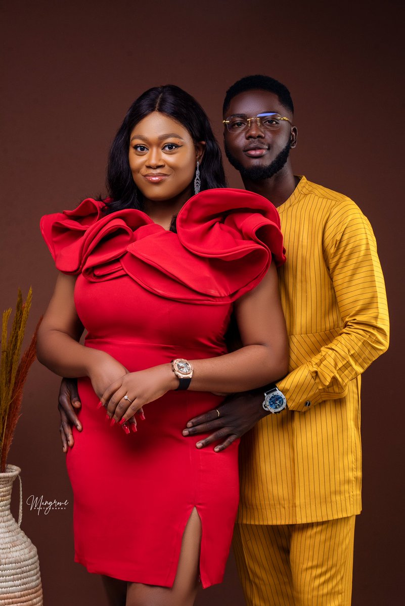 ovie_joshua's tweet photo. Ladies and Gentlemen, make una try dey shoot shot.
Sunday 26th, June 2022.
#BecomingOne
#WeMetOnTwitter https://t.co/eTt6RaZkHf