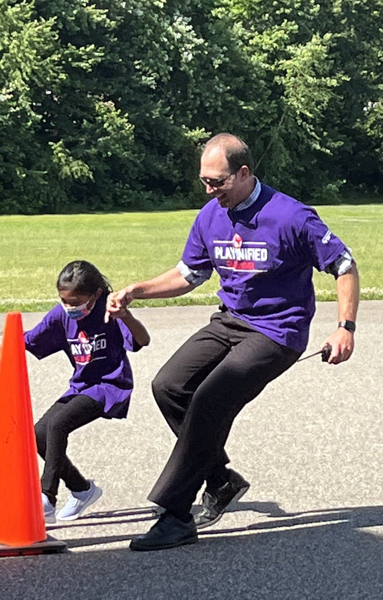 Shepard Play Unified hosted our annual fans in the stands event today! We played modified kickball and had such a fantastic time cheering for our Shepard sharks! #PlayUnified #OBunified <a href="/SONewJersey/">Special Olympics NJ</a> <a href="/AlanBShepPrin/">Shepard Elementary</a> @OBSupCittadino <a href="/JeanCzarkowski/">Jean Czarkowski</a>