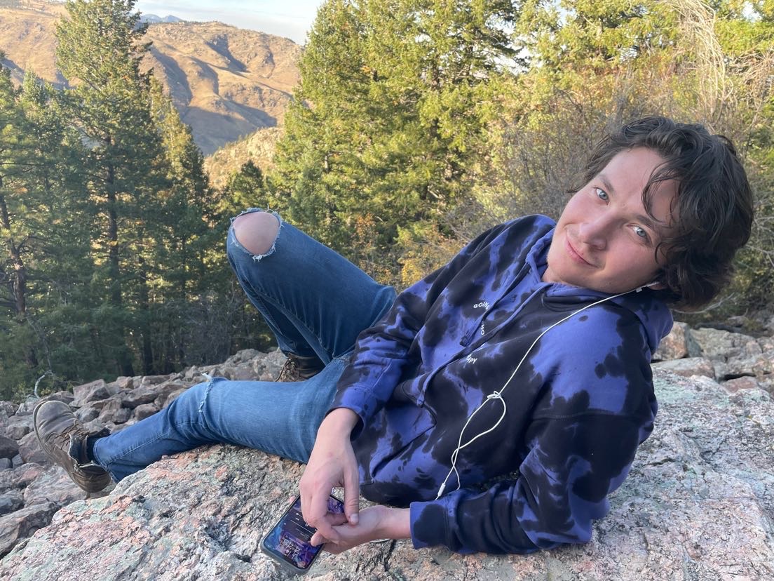 k8imagines's tweet photo. Hey everyone. I know I haven’t tweeted in a long time, but I have quite a few friends I only communicate with on here and I have some sad news. On Friday, I lost my little brother in a motorcycle accident. He was 26. I feel like there’s a hole punched in my stomach. https://t.co/lPA3NZc4Ui