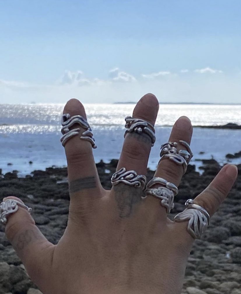 apocene's tweet photo. Meet nomadic, sustainable jewelry designer Maëlis Bekkouche.

She draws inspiration from her home; the ocean, fluidity, and moving substances. 🌊 https://t.co/7Wykmla4uW