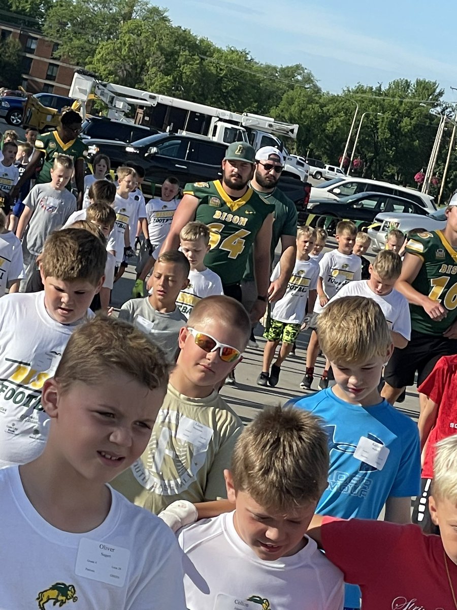 ⭐️🤘🏻Bison Youth Camp is THE place to be this beautiful summer morning ⭐️🤘🏻@NDSUfootball @NDSUfbCamp