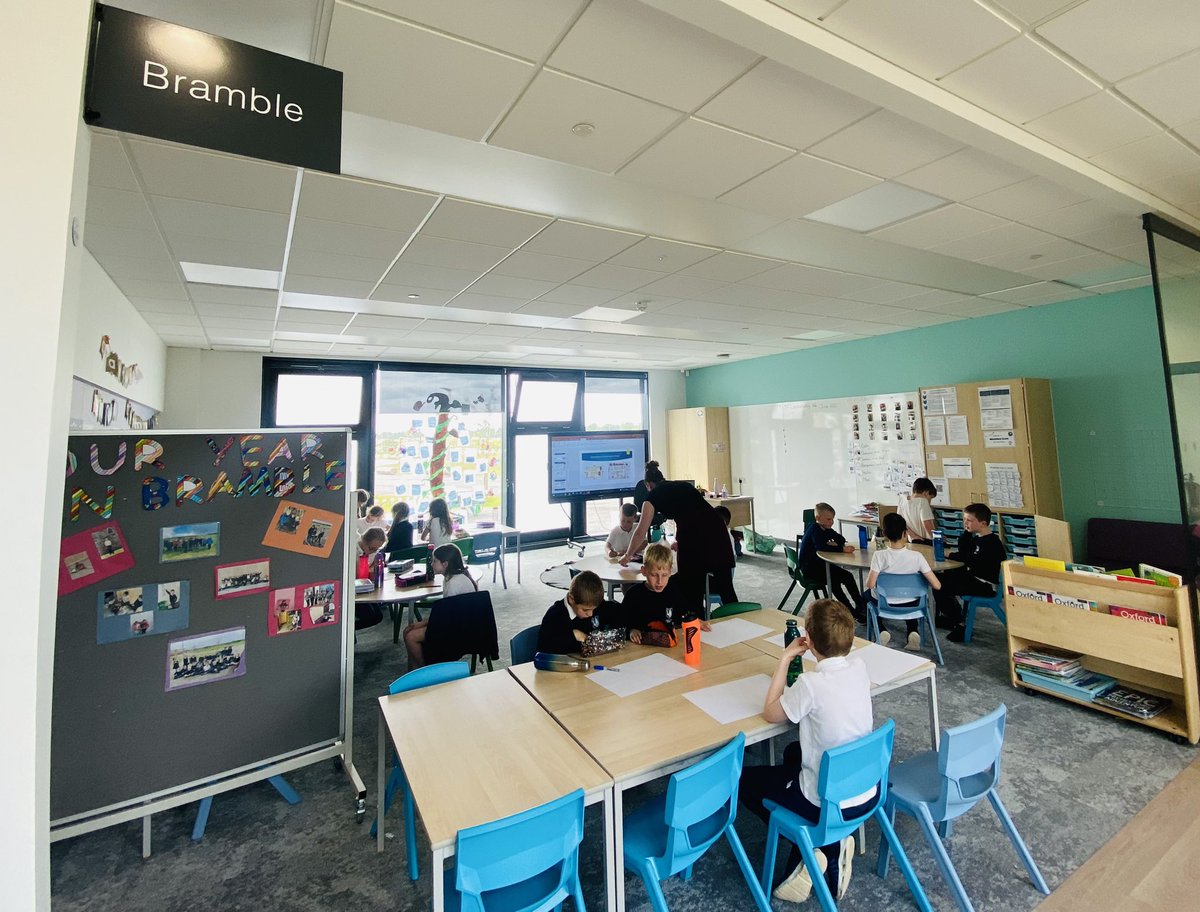 Calderwood_Pri's tweet photo. Lots of excitement as children spend the afternoon in their new clan with their new champions! 💙🤍#CalderwoodClans #CalderwoodChampions #CalderwoodChapterTwo https://t.co/VsWVfshsvw