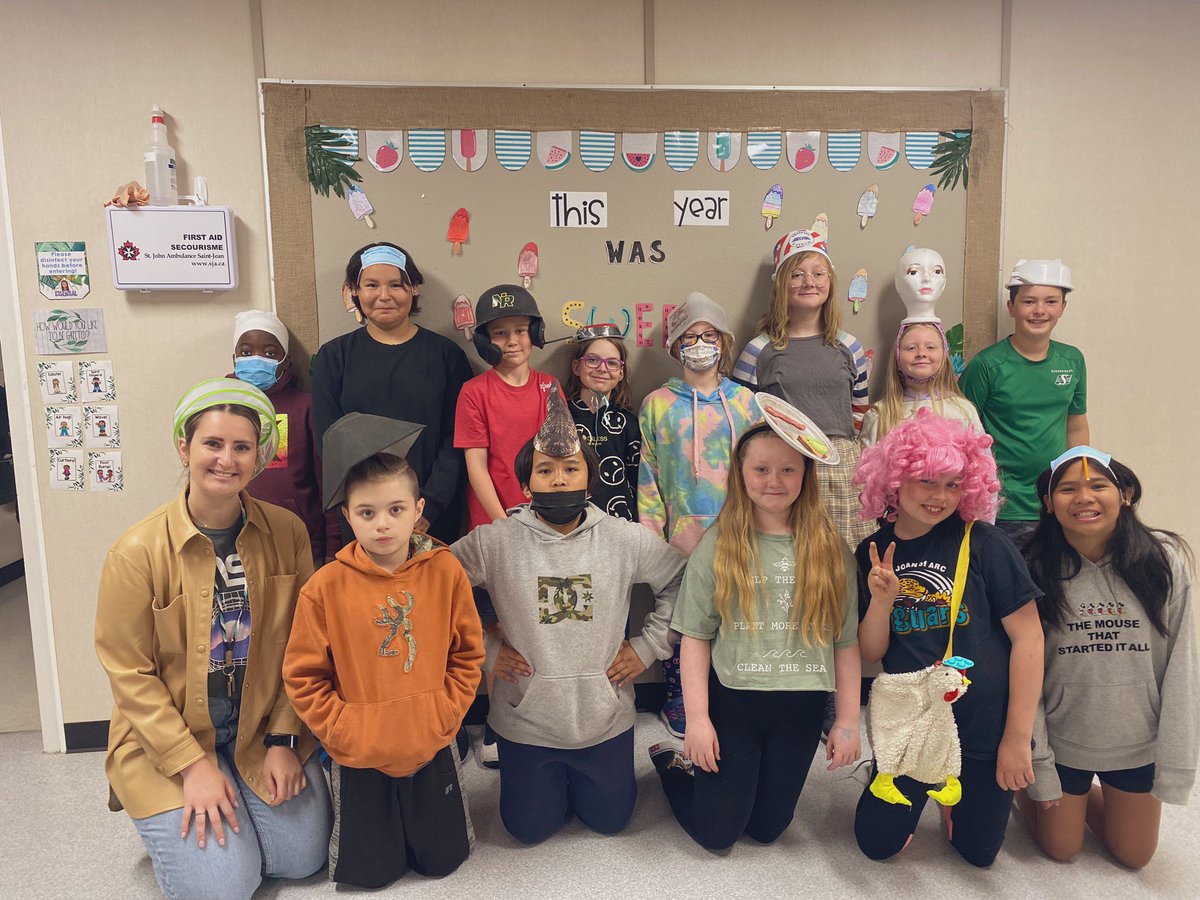 Claire Tochor tweet media