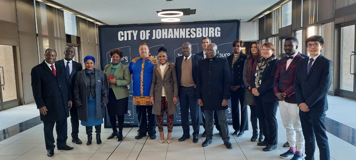 LeahK28's tweet photo. Joined the mayor @mphophalatse1 today at  adiplomatic event where we started work on developing a strong relationship between ourselves and cities across the globe in an effort to get @CityofJoburgZA to leverage off of global partnerships in the interest of her people. https://t.co/aF7O6CPtKa