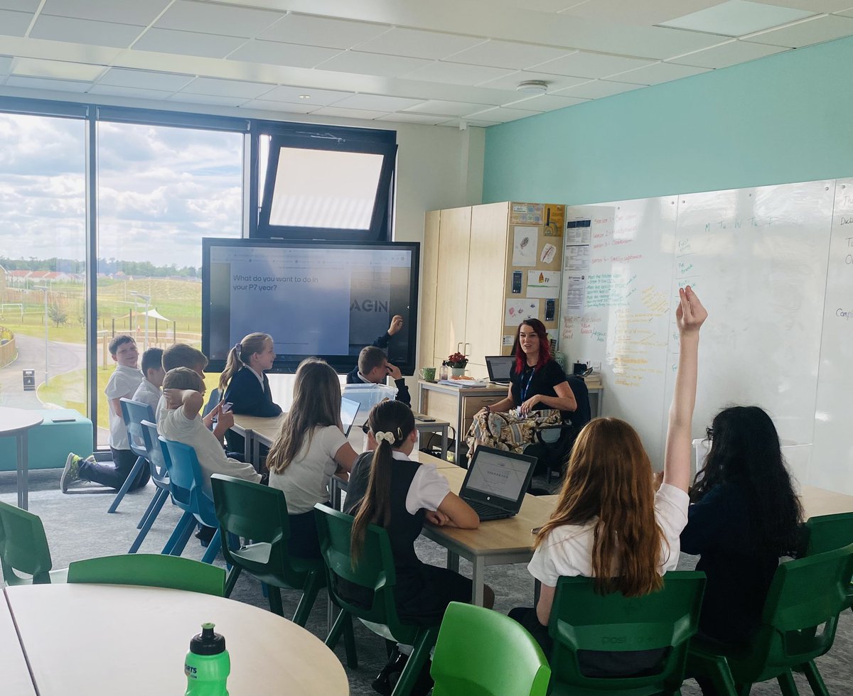 Calderwood_Pri's tweet photo. Lots of excitement as children spend the afternoon in their new clan with their new champions! 💙🤍#CalderwoodClans #CalderwoodChampions #CalderwoodChapterTwo https://t.co/I1wMd1OAkd