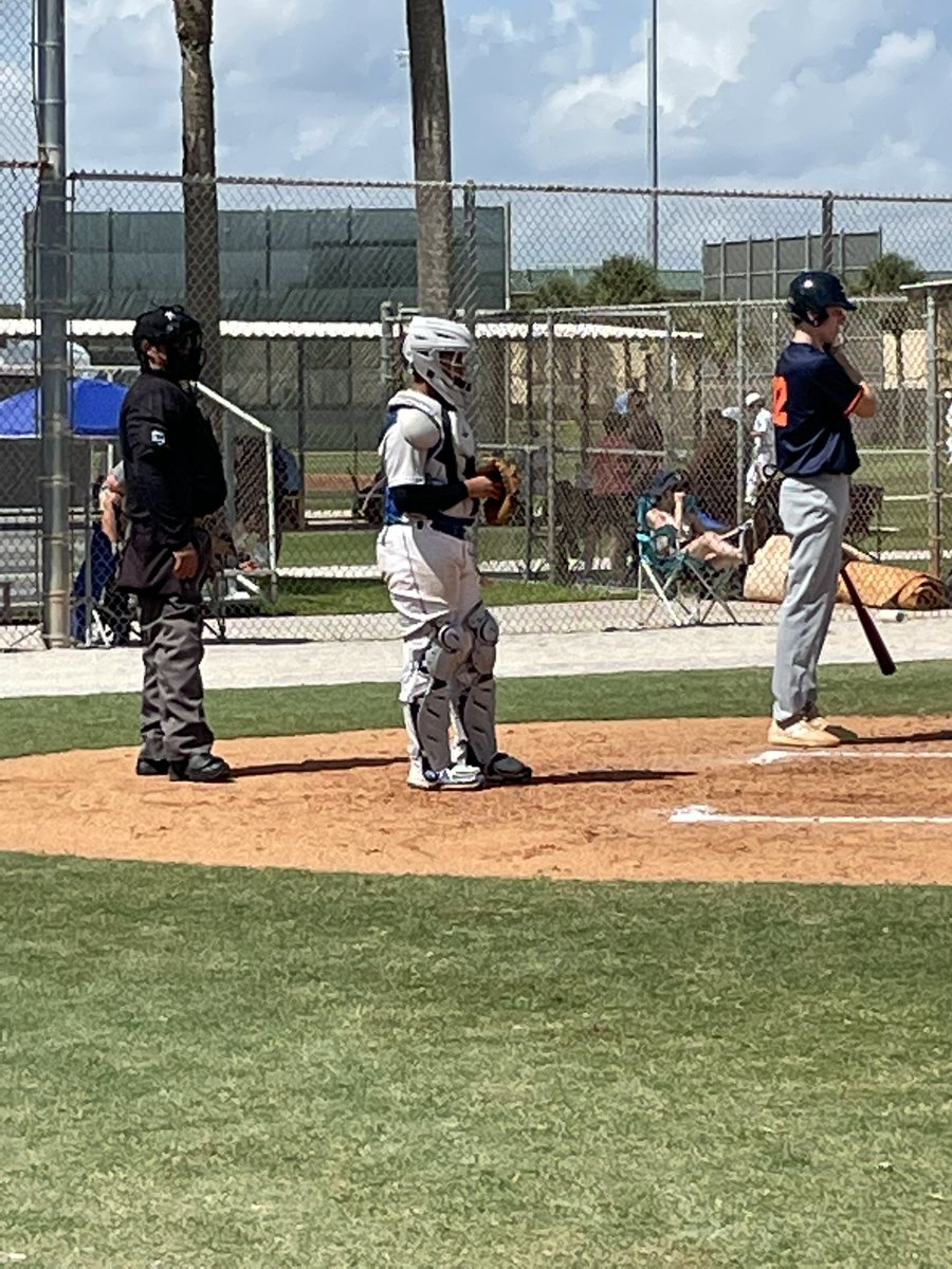 josetaveras_10's tweet photo. Playing in the palm beach Classic
With #floridasluggers https://t.co/M4rjiiJ1mv