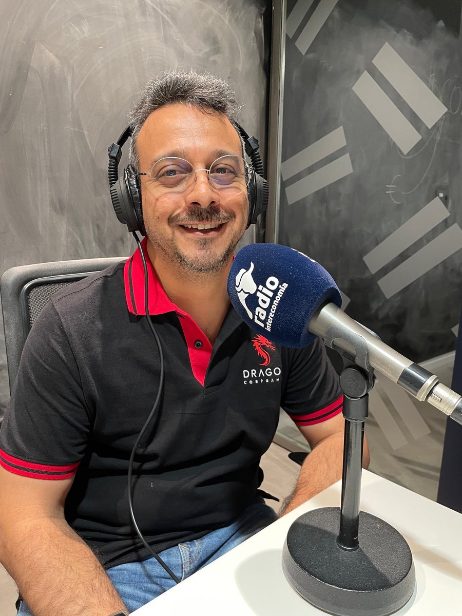 myconomy_'s tweet photo. Con Eduardo Rodríguez y Toni Badía de @DragonCorp_org terminamos nuestro programa #EnDirecto desde #Cryptosummerweek #gaming #metaverso #p2e #nftgaming https://t.co/3cHgKlPuck
