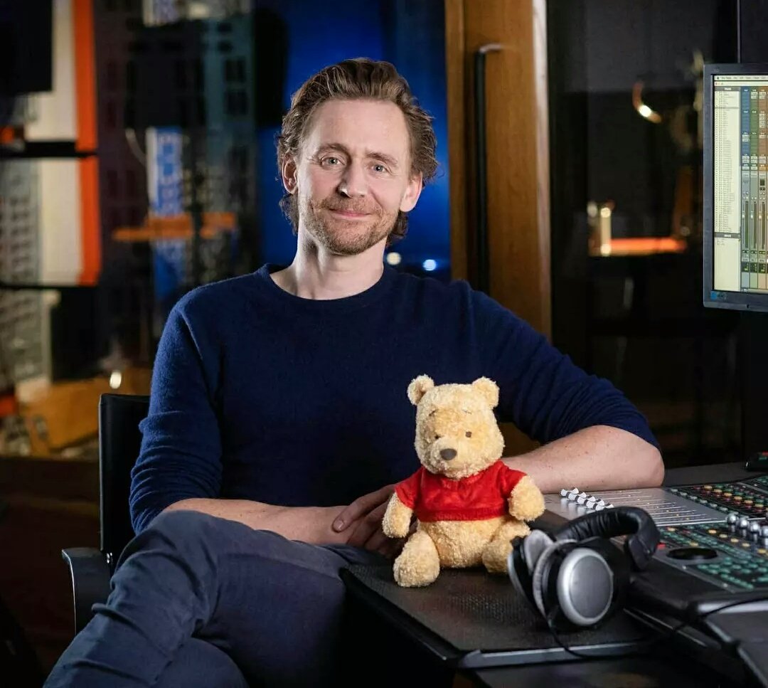 bestoftwh's tweet photo. NEW:Tom Hiddleston narrates the story of winnie the pooh in the calm sleep app. https://t.co/NCPY4b8vdB