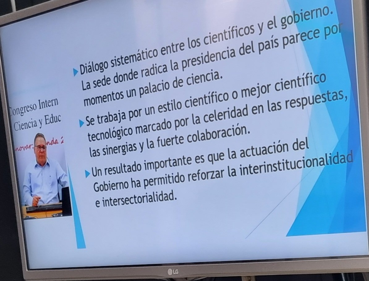 ESPECTACULAR CONFERENCIA. NUÑEZ J. ES UN SABIO. #CubaPorLaPaz #CubaEsCulturaYEducación