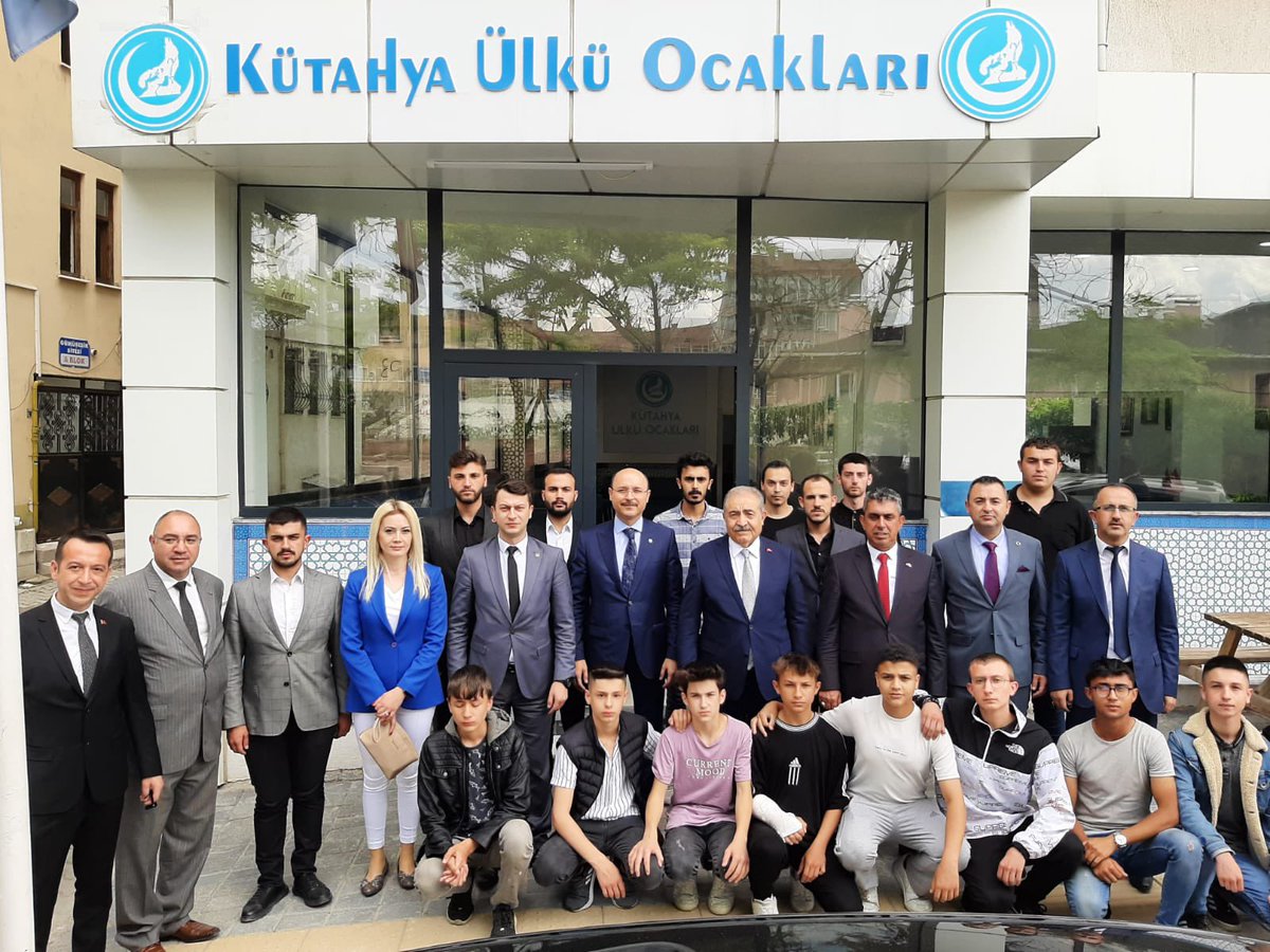 Ülkü Ocakları Eğitim ve Kültür Vakfı Kütahya İl Başkanlığında genç kardeşlerimizle beraber olduk.
Sevgili Başkanımız İlker Bükni’ye nezaketinden ötürü teşekkür ediyor, başarılı gayretlerinin devamını diliyorum.