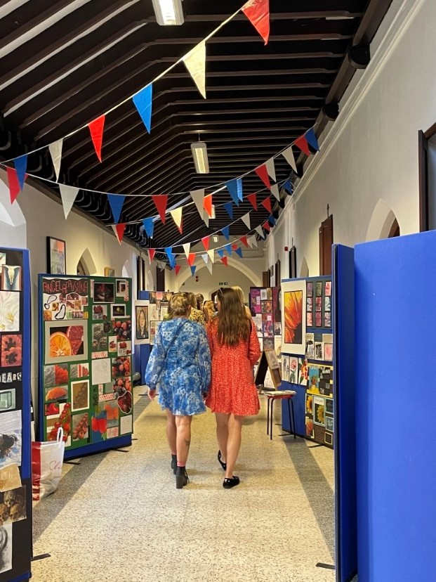 OLCS Alumni Association tweet media