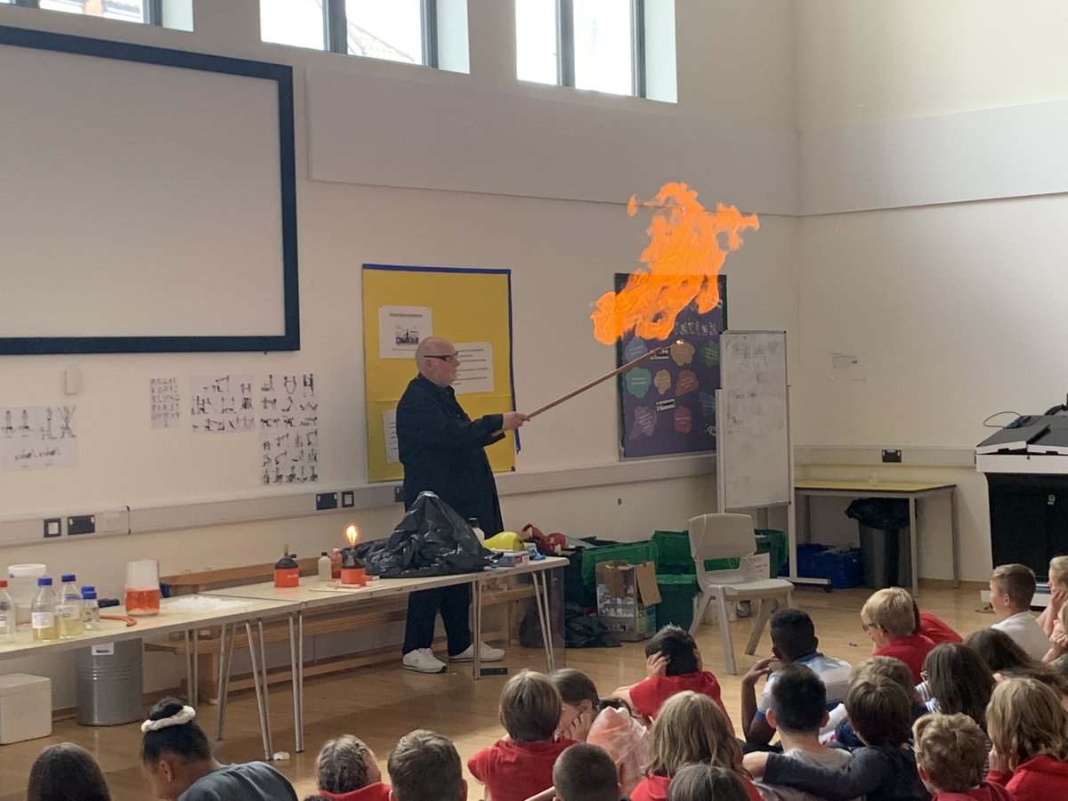 ‘Absolutely epic assembly!’ - <a href="/BristolChemLabS/">Bristol ChemLabS</a> came in today to deliver a ‘gases in the air’ presentation to KS2 which followed on from Monday’s assembly about <a href="/cleanairdayuk/">Clean Air Campaign</a>. So much science in one assembly…and so many excited gasps!