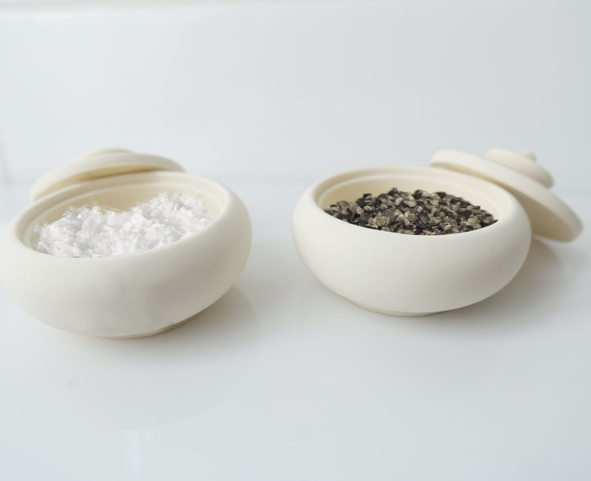 VioletF05486637's tweet photo. Cream Jesmonite Salt and Pepper Cruet Set with matching lids. Ideal for affordable wedding gifts, housewarming presents. #smallcreativebiz #smallcreatives #violetflameglassart #lamps #star #glassart #Folksy #Etsy #crafts #crafthour #dailyinspiration #jesmonite https://t.co/o5eSlpPJTE