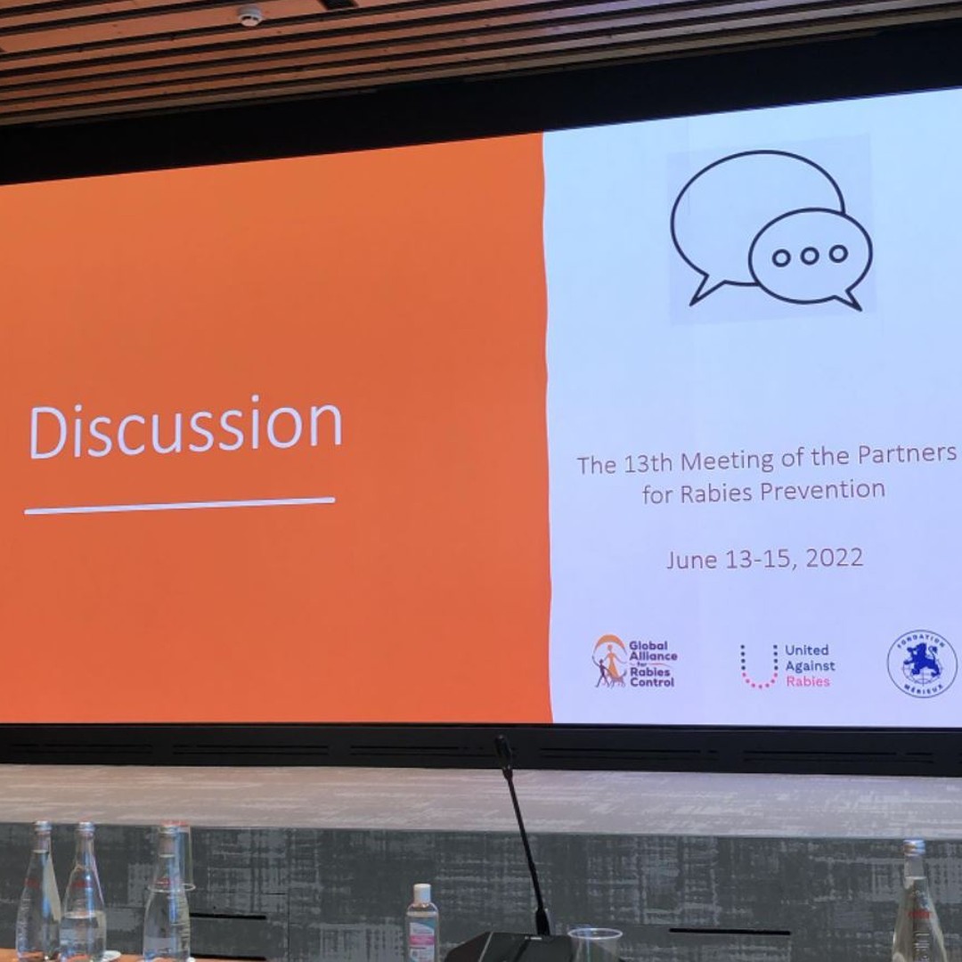 emergence_MAH's tweet photo. How do we make a difference &amp; eliminate #rabies? Community engagement, local officials, human &amp; animal health, governments. All need to be involved. Educate and support. We can stop these deaths of humans and animals.

@Alasdair_MAH @UARForum @MerieuxFdn 
#endrabiesnow #zeroby30 https://t.co/RLzkMAkr9V