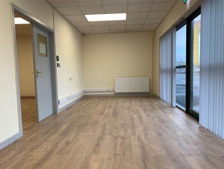 Propertynicc's tweet photo. ‼️To Let‼️ 

📍75A Sydenham Road, Belfast, BT3 9DJ

💷£17,500 Per Annum

👍Excellent Two Storey Office Premises
📏Circa 1,900 Sqft
➕Rates Approx £7,930 Per Annum
➕Harbour Estate Fee £3,280+VAT Per Annum
🚻Toilet Facilities
🚗Car Parking 

All Enquiries ☎️ 90 324 555
#RealEstate https://t.co/TDaBEallh8
