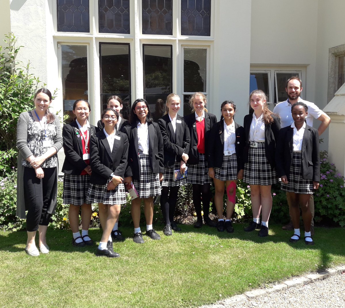 PipersSenior's tweet image. Nine of our keenest readers attended a discussion day to share their thoughts on the eight books shortlisted for the Carnegie Medal with students from other schools. #PipersSenior #PipersEnglish #PipersLibrary #PipersYear8 #PipersYear9