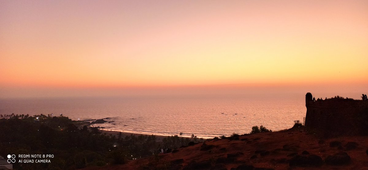 VanduVani's tweet photo. After sunset.........Lovely Goa Beach 
#beach #goa #sunsetphotography #photography #artist #blissfulbox #sunset #light #trending #sun #goabeach #beautifulbeach #contentcreator https://t.co/6xHm00bqNR