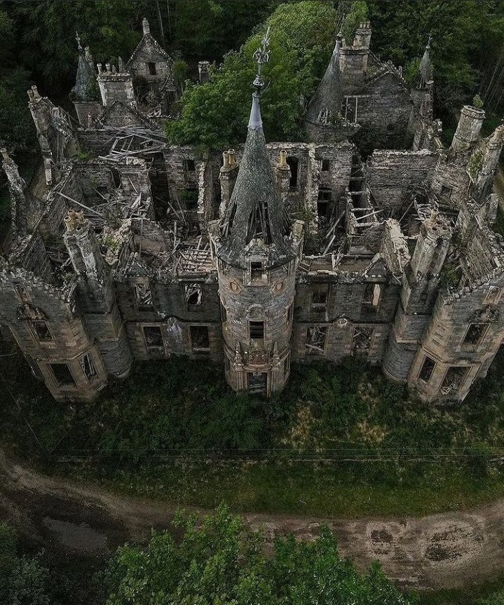 Kruell_Nation's tweet photo. Oohhh man,
Want to explore this place.
#abandoned #deserted #probablyhaunted https://t.co/QA5aoJ9IjX