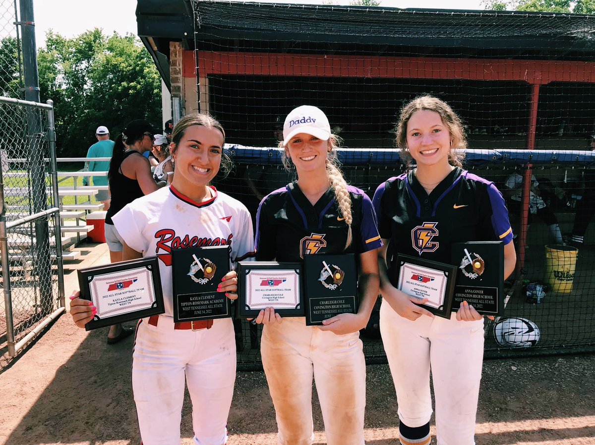 Kayla_Clement6's tweet photo. Honored to play in the Tennessee All-Star Games yesterday and receive my All-State award! https://t.co/8ZcekC2Fv5