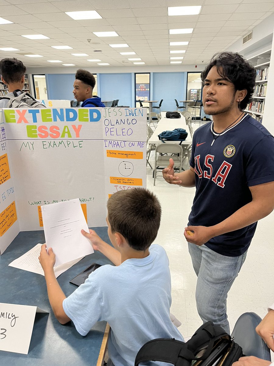 IB Program at FTHS tweet media