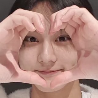 danialkvndr's tweet photo. Dalam rangka melepas status jomblo temenku @LALISAstgr dan om @DONGHAEstgr aku mau ngadain giveaway berupa

⚡️TOKEN LISTRIK⚡️

Caranya gampang tinggal
-RT tweet ini
-Doain yang baik-baik untuk mereka ya! 

Akan didraw hari Minggu. Good luck guys! https://t.co/lznp3zbM3W