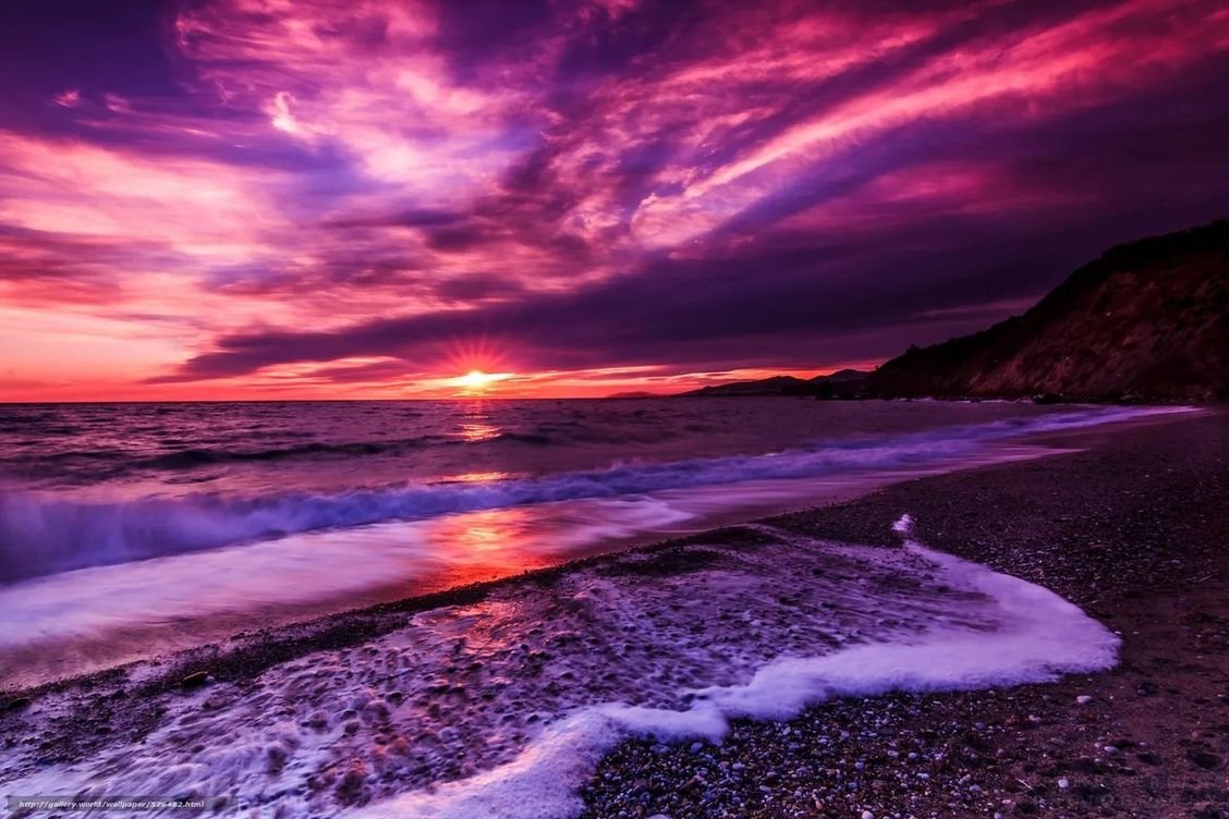 Ethanoidd's tweet photo. Where is the most beautiful sunset in your opinion? https://t.co/2B02uRKyO9