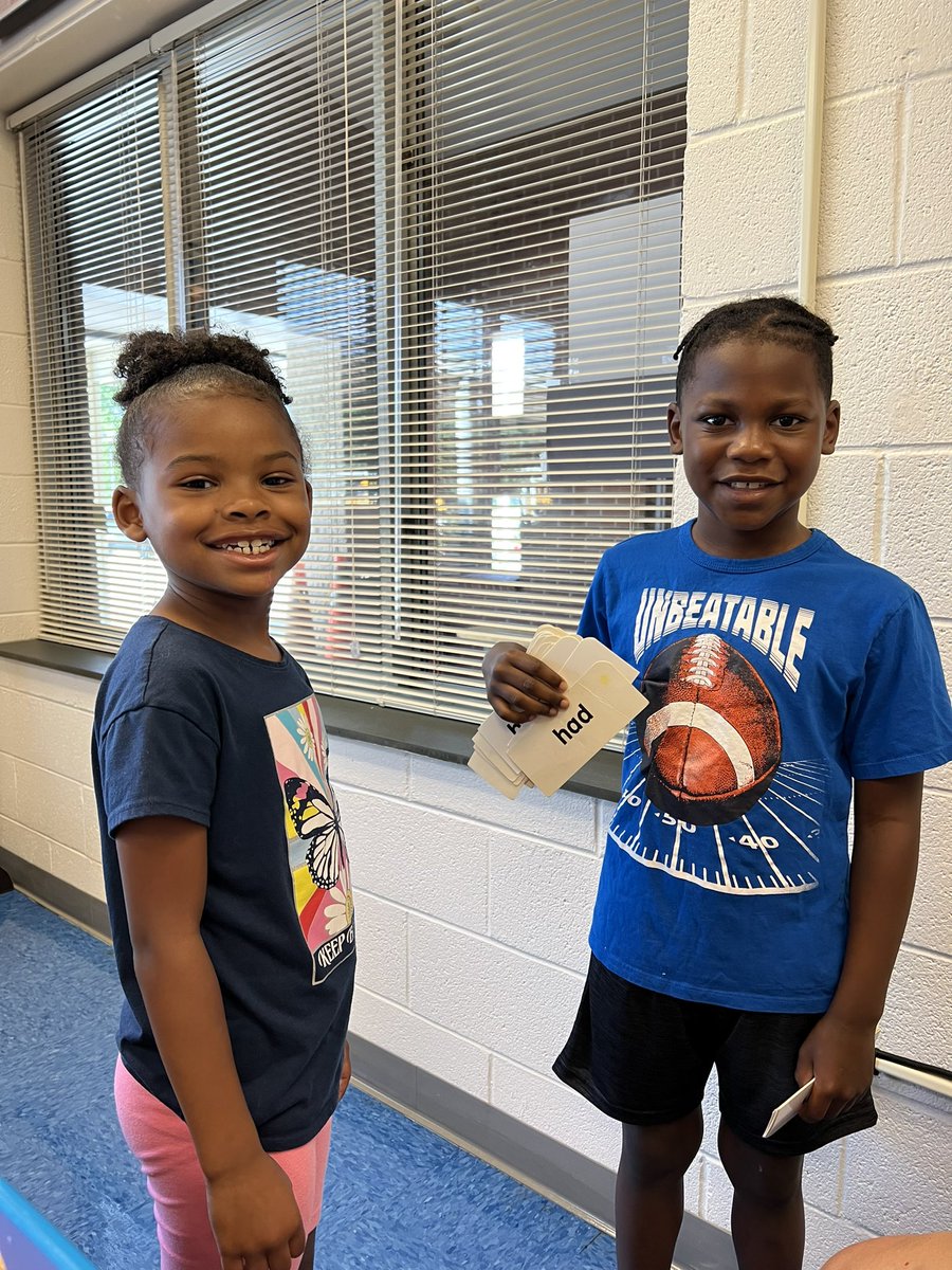 Sarah Cole tweet media