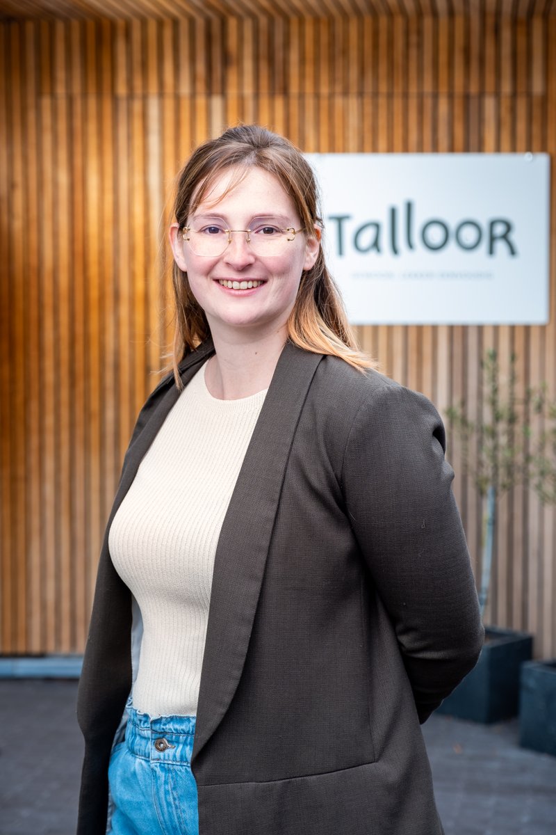 frontierdotbe's tweet image. Talloor. Gewoon, lekker eenvoudig! Een jaartje geleden, in volle Corona, startte Lore met een nieuw take-away concept in Hoogstraten. Eenvoudige, gewone gerechten die dagelijks vers bereid worden.