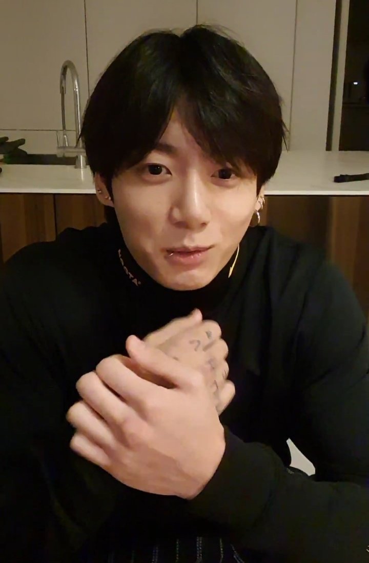 idkitiasaoma's tweet photo. JUNGKOOK LIVE 220615 PLAYLIST 🎶 https://t.co/obm8Xw6r7I