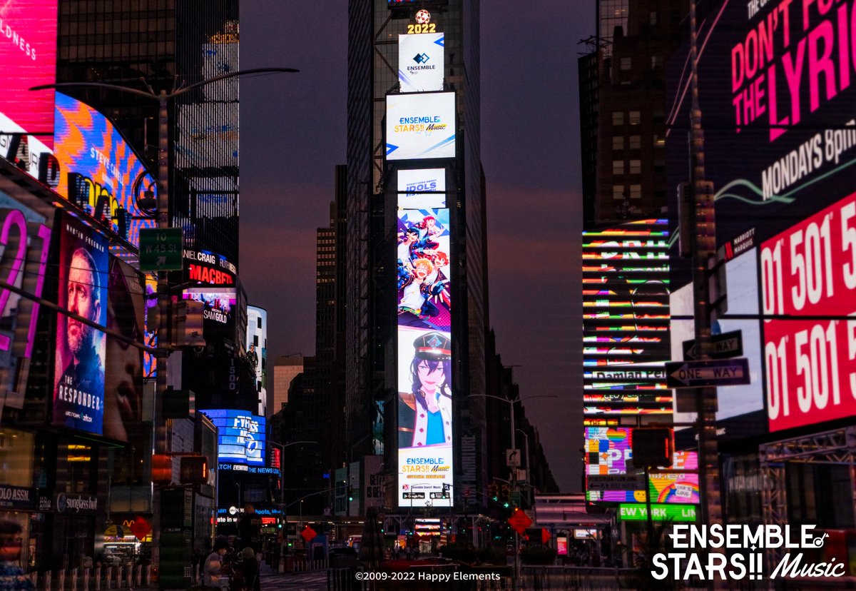 enstarsmusic_EN's tweet photo. Producers, we have a special gift for you all!

From 6/15 to 6/21, you can see Enstars idols on One Times Square!🥳

🎁Post your favorite units/idols with hashtag #EnstarsSurpriseEvent and your wishes to idols.

1⃣ 5 Producers: 10 DIA Scout Tickets
2⃣ 10 Producers: 700 Diamonds https://t.co/nVQ83V0lKW