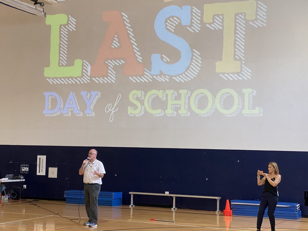 LFCpres's tweet photo. #AEFE #AFSA #FISNA #LFCFamily #excellence #education #Bilingual Le plus beau jour de l’année 😀 Happy summer everyone! https://t.co/TwFFCEukLg