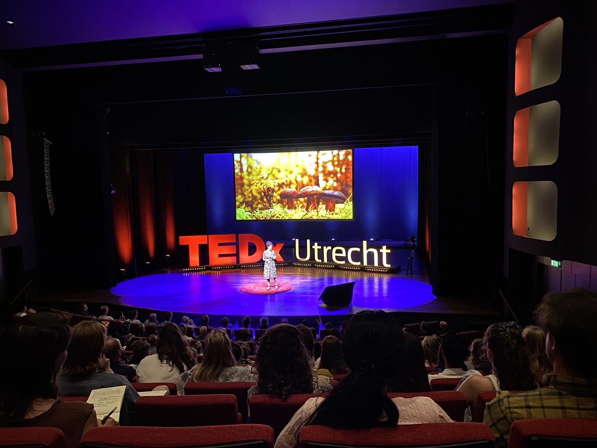 FlorenceMstrs's tweet photo. .@TEDx #utrecht 😍🌱 https://t.co/K5m5sDsvOy