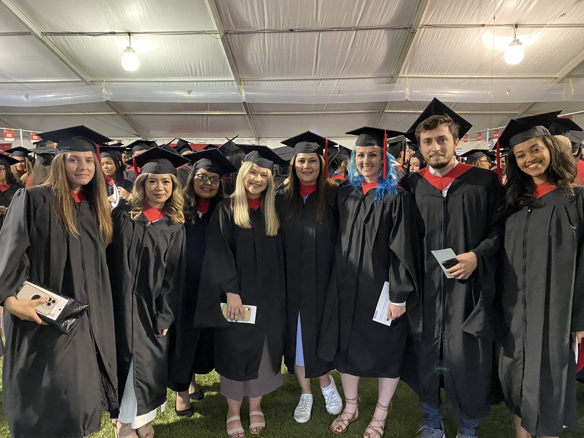 YorkUniversity's tweet photo. Here we go 🎓 Time to celebrate our grads from the Faculty of Liberal Arts and Professional Studies. This is our largest faculty with four separate ceremonies over two full days. Let's go for ceremony #1! | @YorkULAPS #YorkUConvo https://t.co/nfUi28slol