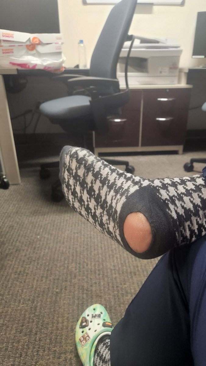 azetanaturally's tweet photo. So...do I blame @adidas @WeAreIvyPark or @Crocs 🤔
But $30 socks should do better than this!!
Hope my patients don't notice #NurseLife #RN #beyhive https://t.co/TR40CnUxut
